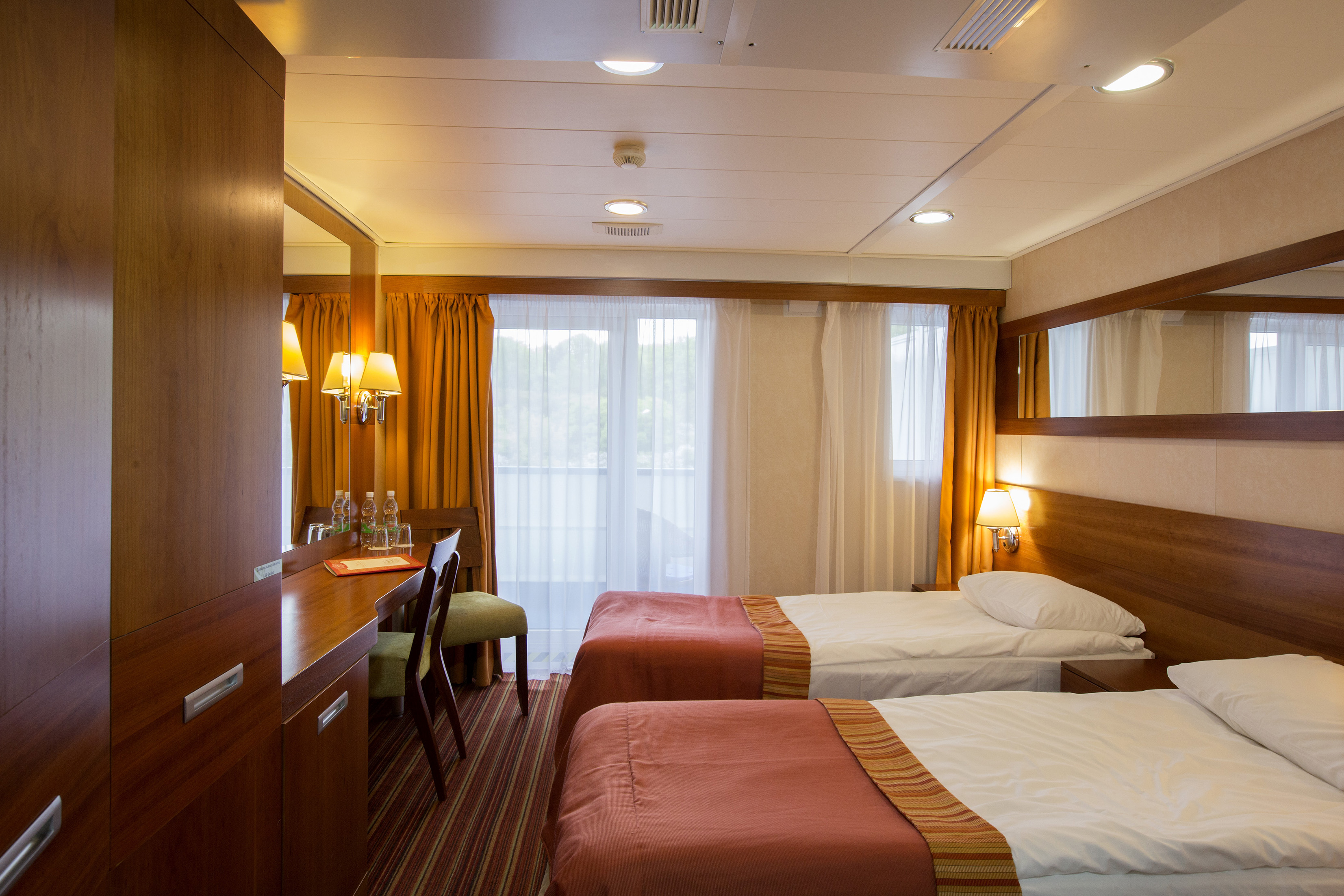 CroisiEurope Rostropovitch Standard Cabin 2.jpg